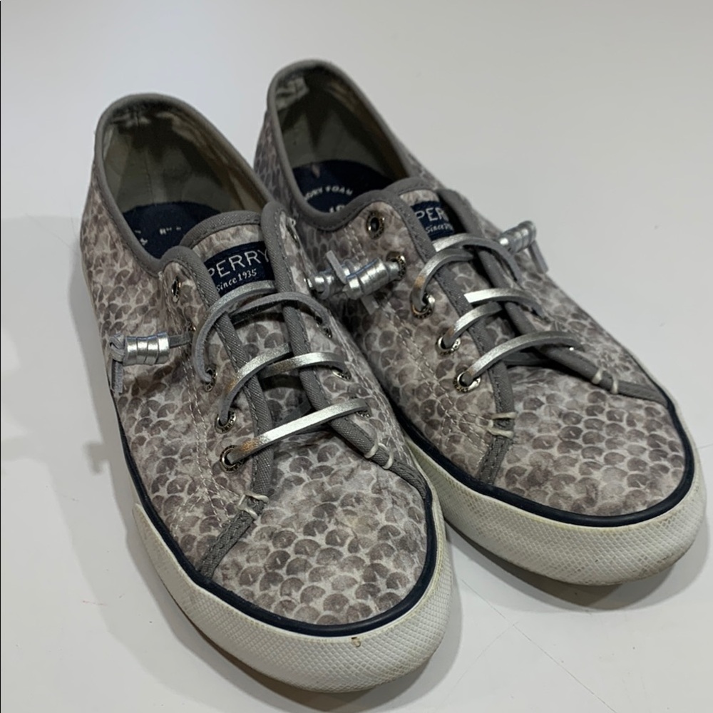 Sperry Boat shoes 7.5